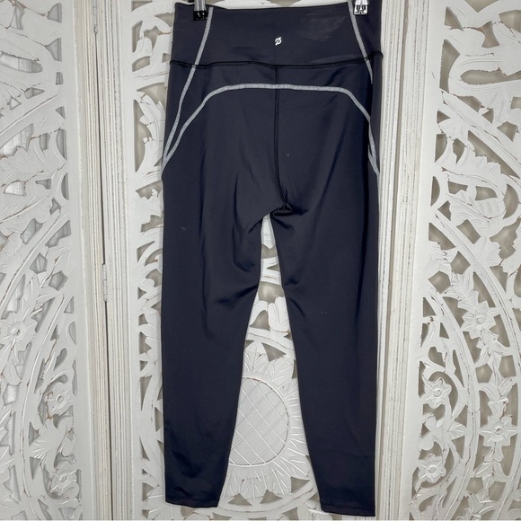 Peloton Black Move Seam Leggings - Picture 4 of 6
